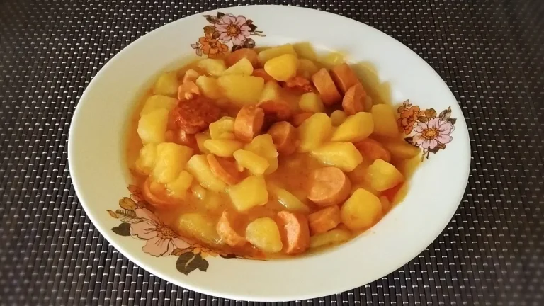 virslis paprikás krumpli recept