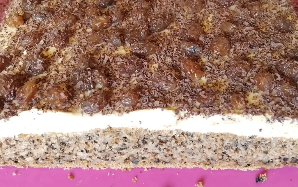 bakacsók süti egy tálcán