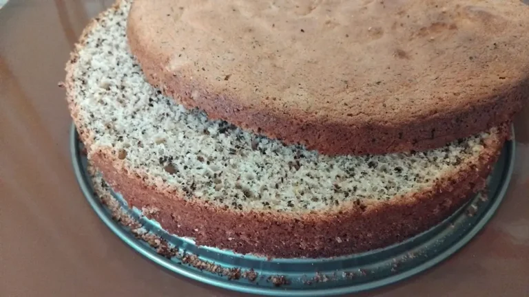 torta piskóta tészta sütőformán